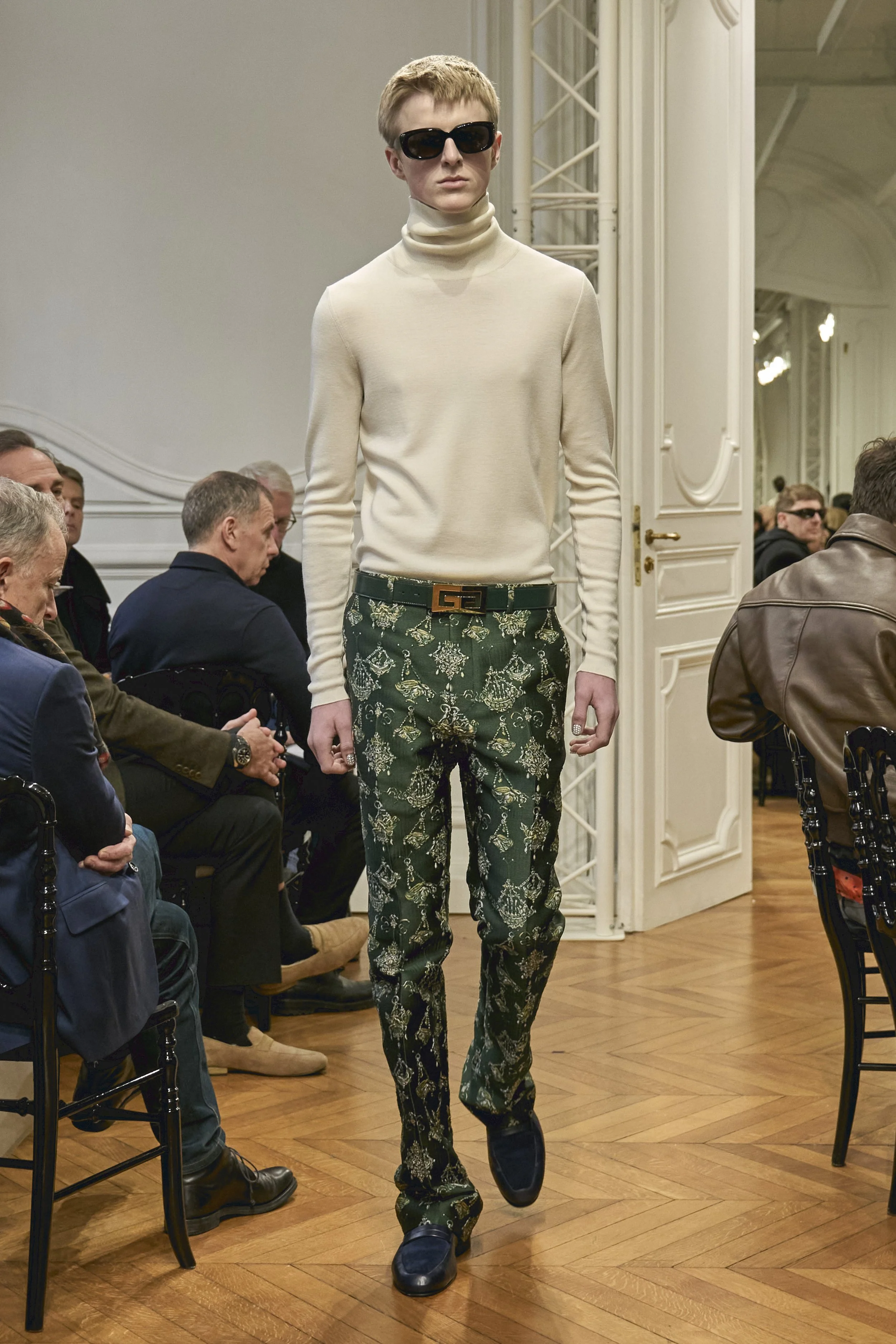GIVENCHY FW24 —